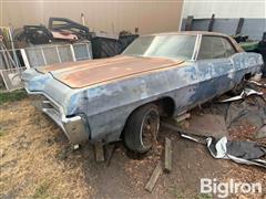 1967 Pontiac Grand Prix 2 Door Car 