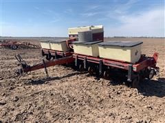 Case IH 800 Cyclo-Air 8R30 Planter 