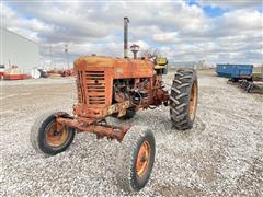 1955 Farmall 400 2WD Tractor 