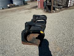 items/8da2861ec3e4ee11a73d000d3ad41c78/skidsteergrapplebucket-8_22abe550535f48599b72e2ea23b28172.jpg