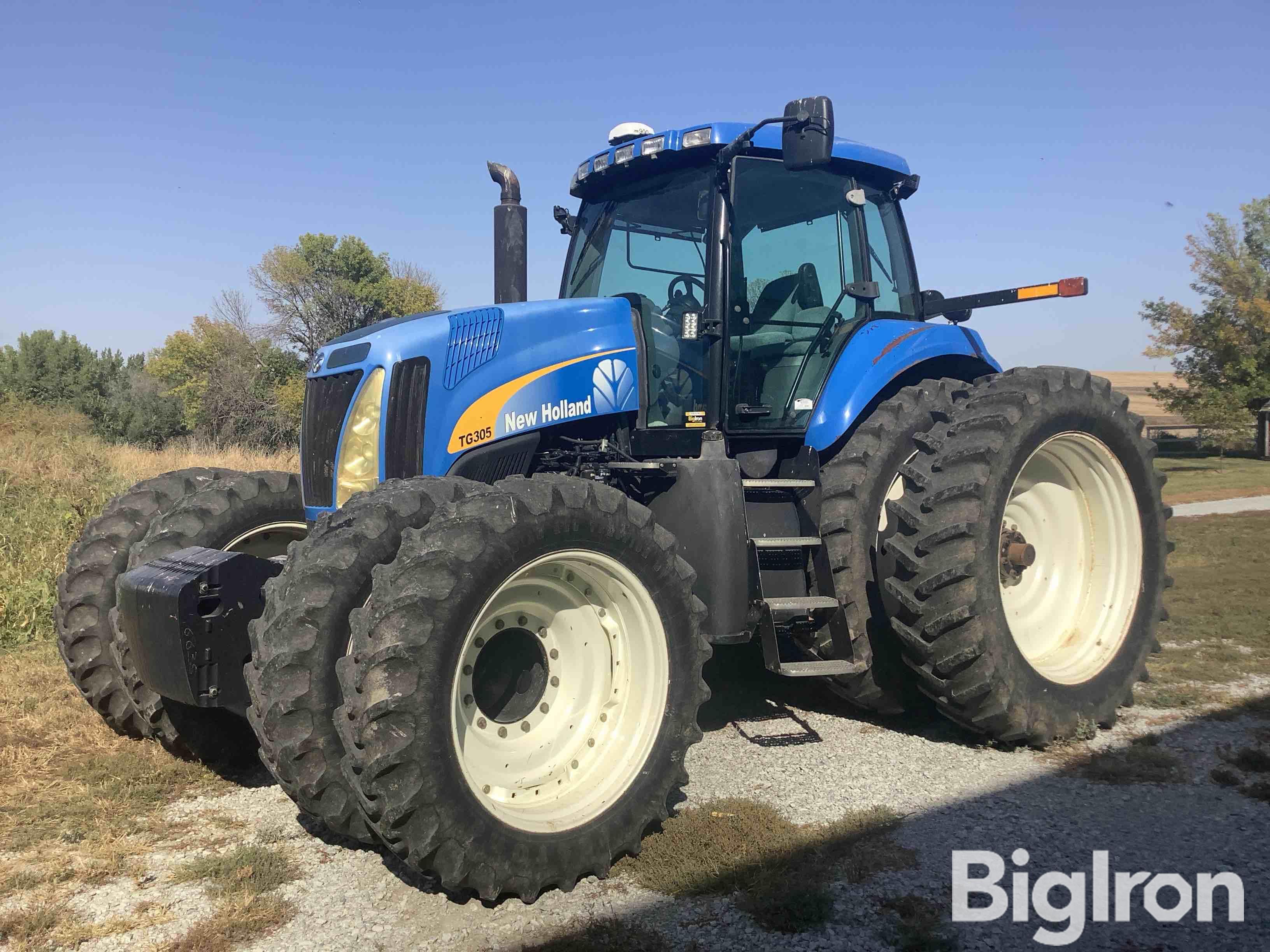 2008 New Holland TG305 MFWD Tractor 