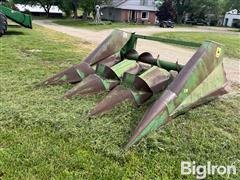 John Deere 343 Corn Head 