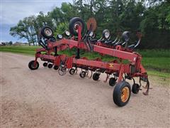 Case IH 183 Cultivator 