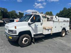 2005 Chevrolet C5500 S/A Mechanic's Truck 