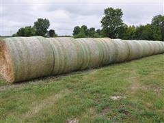 Large Round Bales Of Straw (BID PER UNIT) 