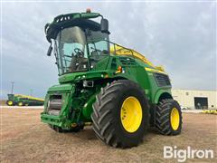 2019 John Deere 9800i Self-Propelled Forage Harvester 