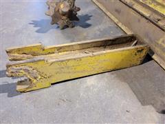 items/8ed5cab130a3ed119ac400155d423b69/johndeerestackmoverparts_f92939d59115411e8ac23c6bde857a17.jpg