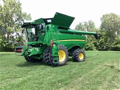 2021 John Deere S780 4WD Combine 