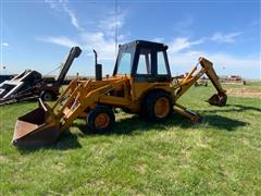 Case 580B 2WD Loader Backhoe 