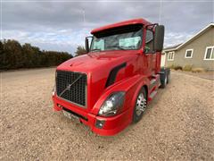 2006 Volvo VNL D12 T/A Truck Tractor 