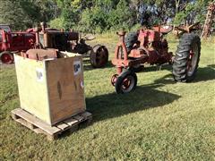 1954 International Super M 2WD Tractor 