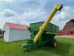 John Deere 1210 500-Bushel Grain Cart 