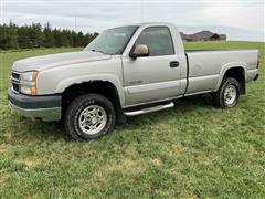 2006 Chevrolet Silverado 2500 HD 4x4 Pickup 