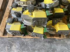 items/908ffe5cd7bbed119ac400155d72f726/johndeere1790planterunitsgrounddrivesystem_5e6c7af2f42044098b223f5a3eb7a461.jpg