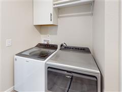 Justin-Hubbs-BigIron-Presents-2908-Aaron-Ave-Virtual-Tour-Laundry.jpg