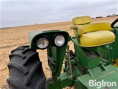 items/90cc556d259bef1195f6000d3a620d5e/1965johndeere20102wdtractor-6_1bbcf87e205b497589368619ff207b1f.jpg