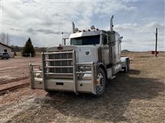 2005 Peterbilt 379 T/A Truck Tractor 