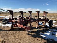 International 165 On Land 5-18 Rollover Plow 