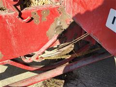 items/912b646cc4c6ee11a73d0022489101eb/international47smallsquarebaler-11_cf59ca3ce4ec46079b7d42246181ace6.jpg