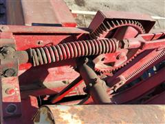 items/912b646cc4c6ee11a73d0022489101eb/international47smallsquarebaler-11_e9a4be31af164cd4bc1ac25740cb7496.jpg