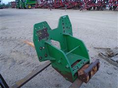 items/91308118dc33ee11a81c0022488cca71/johndeere9000serieshitchforscraper_c581ae9f8fa54ff89ad1164450558053.jpg