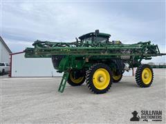 2016 John Deere R4038 Self-Propelled Sprayer 