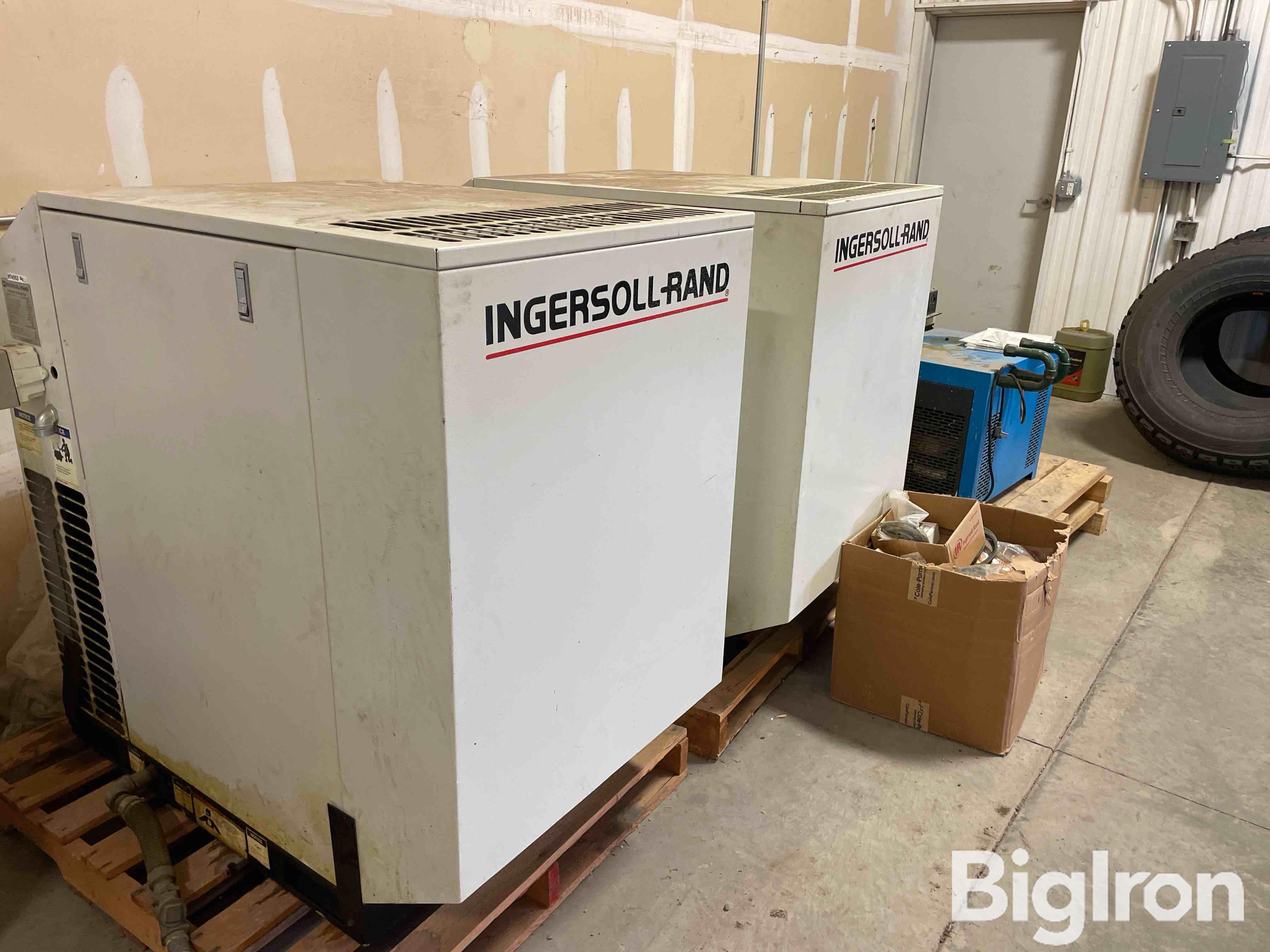 Ingersoll-Rand SSR-EP15SE Air Compressor 