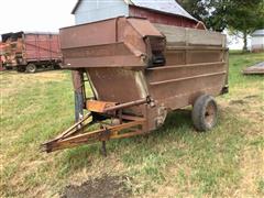 Kelly Ryan Feed Wagon 