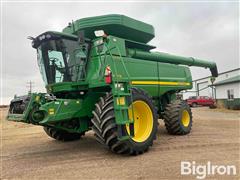 2011 John Deere 9870 STS 2WD Combine 