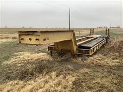 1971 Rogers Brothers Tri/A Lowboy Trailer 