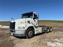 2015 Mack CXU613 T/A Day Cab Truck Tractor 