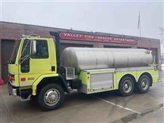 1994 Ford CFT8000 2,500-Gallon T/A Water Tanker Truck 