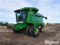 1995 John Deere 9600 2WD Combine 