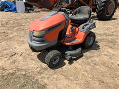 Husqvarna LOYTH20F42T Riding Lawn Mower 