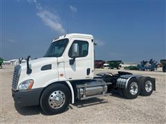 2011 Freightliner Cascadia 113 T/A Truck Tractor 