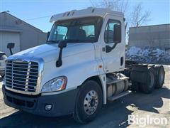 2012 Freightliner Cascadia 125 T/A Truck Tractor 