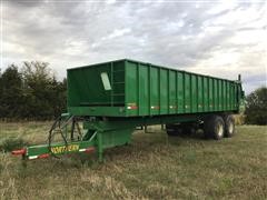 2013 Northern NAU3013S T/A Manure Spreader 