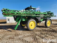 2015 John Deere R4038 Self-Propelled Sprayer 