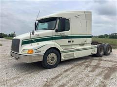 2000 Volvo VNL T/A Truck Tractor 