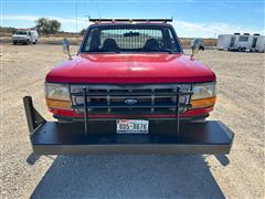 items/92e1d221557cee11a81c00224890f82c/1996fordf350pickupwweldingbed_e1d0bed2a6f245e69eec4d2049645c2e.jpg