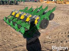 2012 John Deere 1790 Planter Row Units 