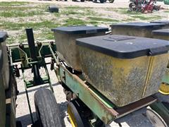 items/935b1e99951fef118ee800224890aa2e/johndeere70008row30planter_1ed2e82b02104aa6bf1ddc42984b7228.jpg