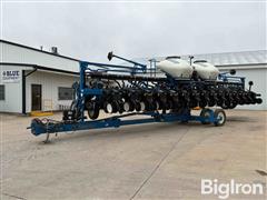 2016 Kinze 3600 ASD 16R31 Planter 