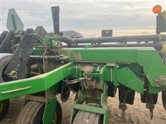 items/936f5a8b1e94ed119ac400155d423b69/johndeere17801631interplantplanter_5de12f0eac3943599839863e8f26194a.jpg