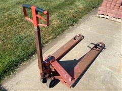 BT 2000 U Pallet Jack 