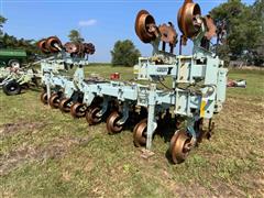 Orthman 12R30" 1tRIPr Strip Tillage Machine 