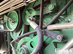 items/938e55026396ef1195f6000d3a620d5e/johndeere9500combine-8_416424cbd2554f639beff18a2287a578.jpg