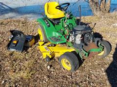 John Deere GT235 Yard Tractor W/Mower Deck (Parts) 