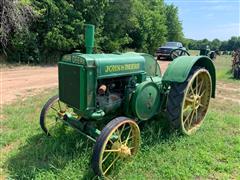 John Deere D 2WD Tractor 