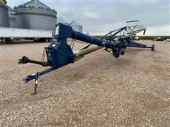 Harvest International H13102 Mechanical Drive Auger W/Swing Out Pit 